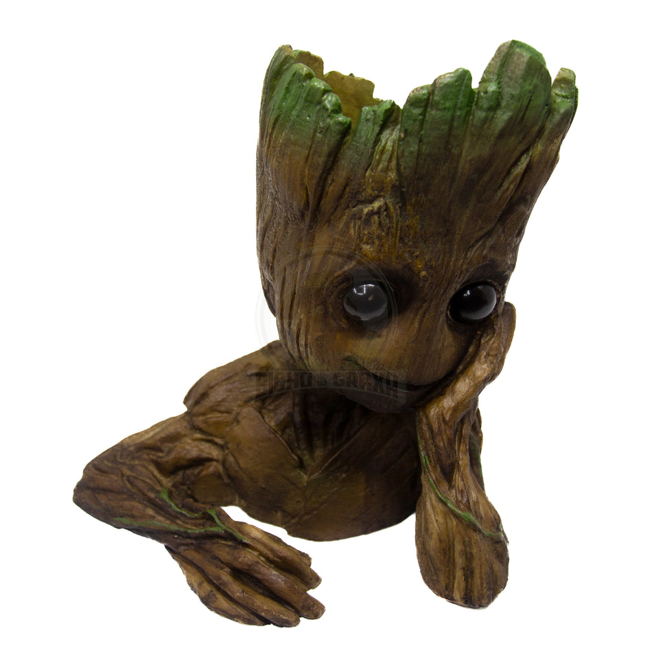 Groot Pensativo em Resina